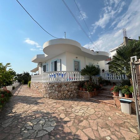 Vila Leo Εξαμίλιο Εξωτερικό φωτογραφία