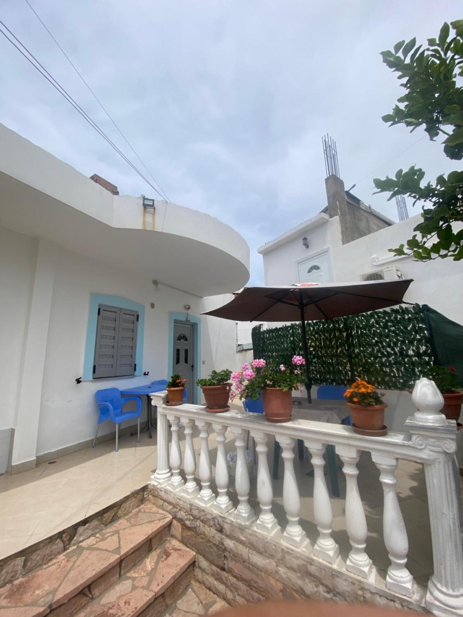 Vila Leo Εξαμίλιο Εξωτερικό φωτογραφία