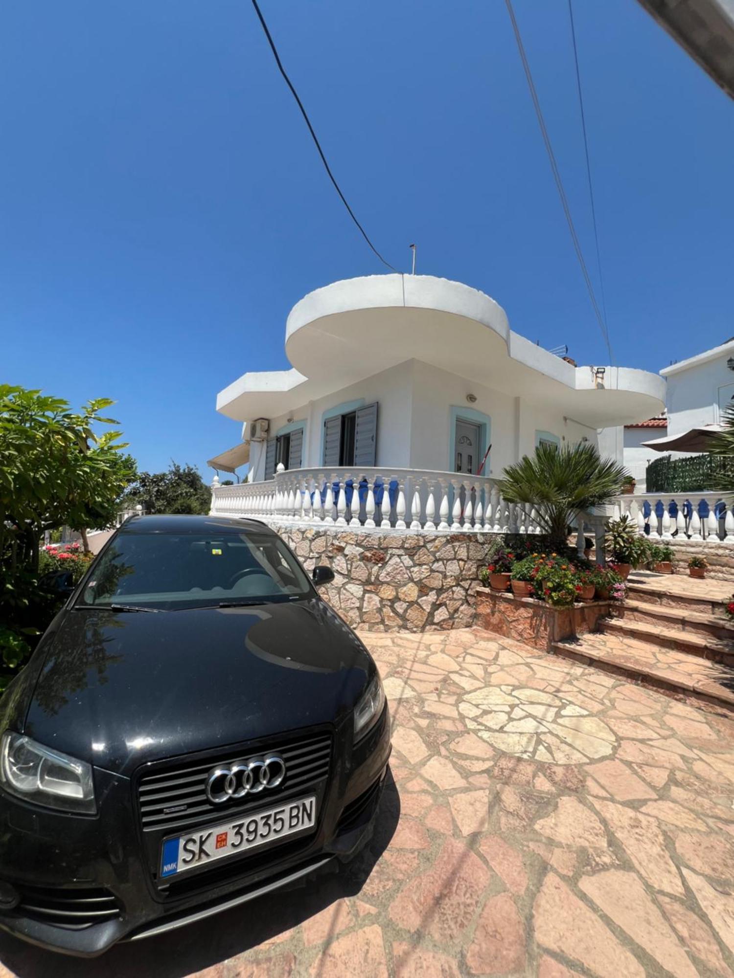 Vila Leo Εξαμίλιο Εξωτερικό φωτογραφία